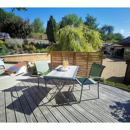 D'hotes De Marie Bed and Breakfast 3*
